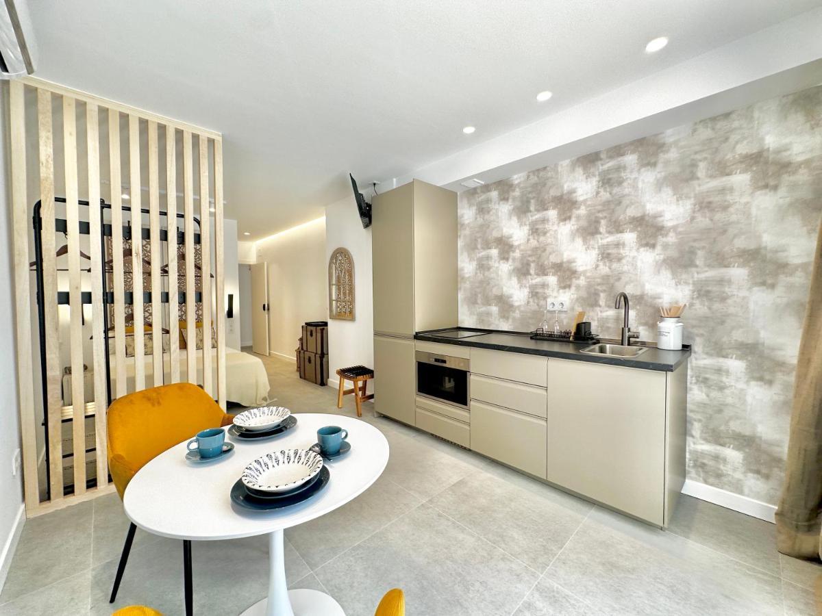 Loft 18 Beachfront Marbella Center 外观 照片