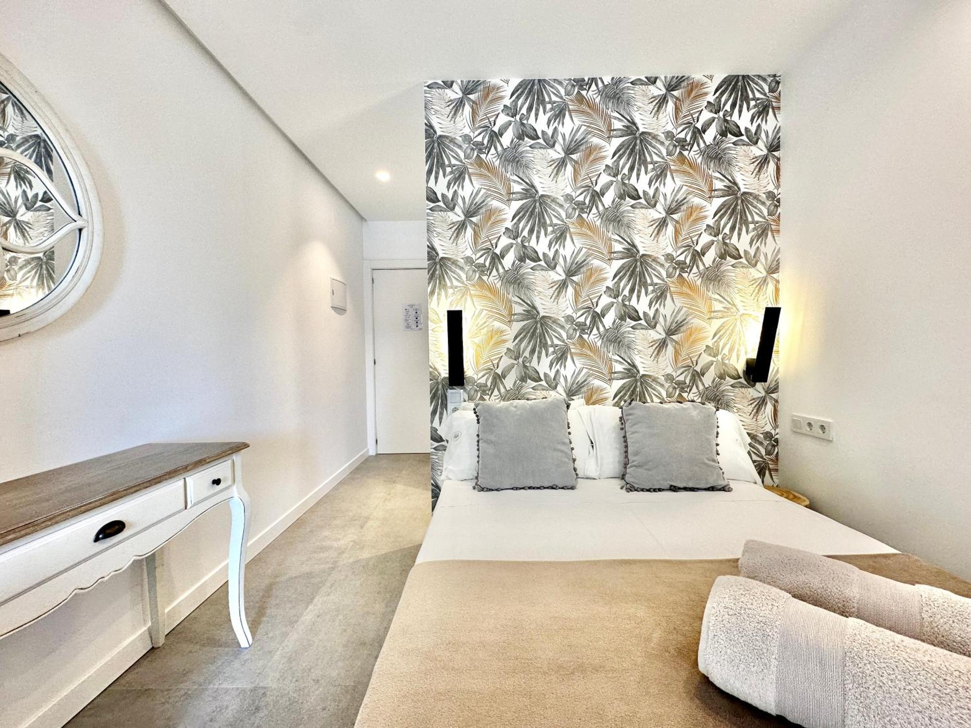 Loft 18 Beachfront Marbella Center 外观 照片