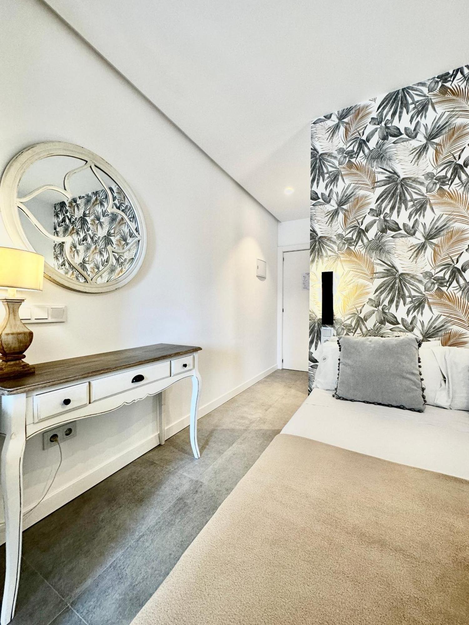 Loft 18 Beachfront Marbella Center 外观 照片